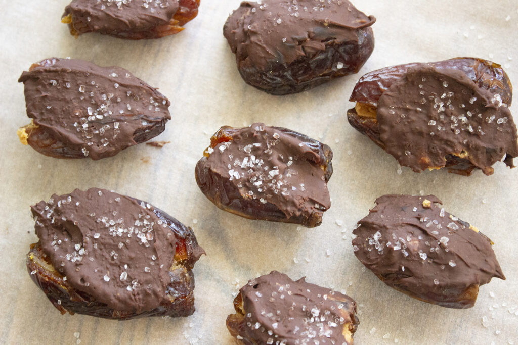Easy Dates Recipe: Chocolate Butterscotch Dates