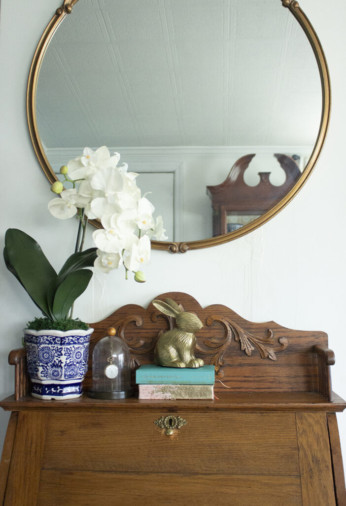 Secretary desk and mirror