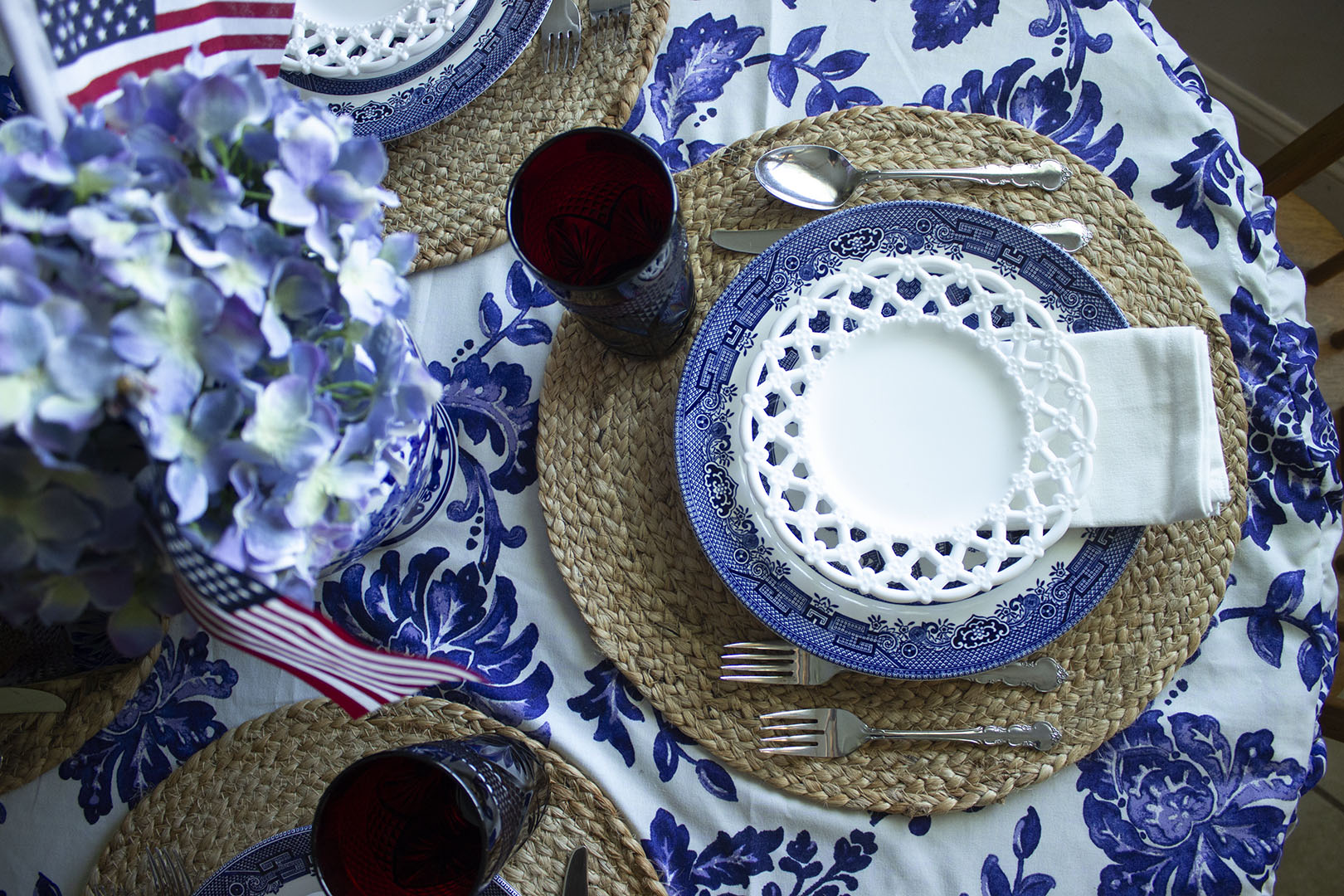 Summer Tablescape