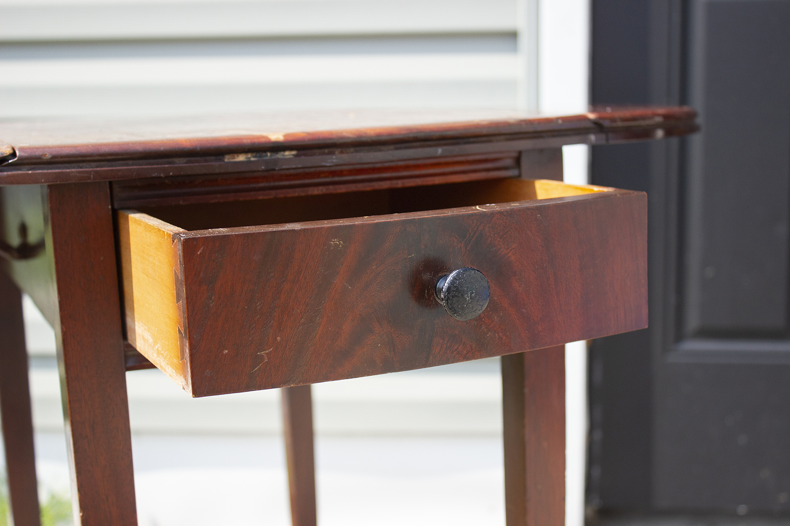 End Table Makeover: Closeup of drawer