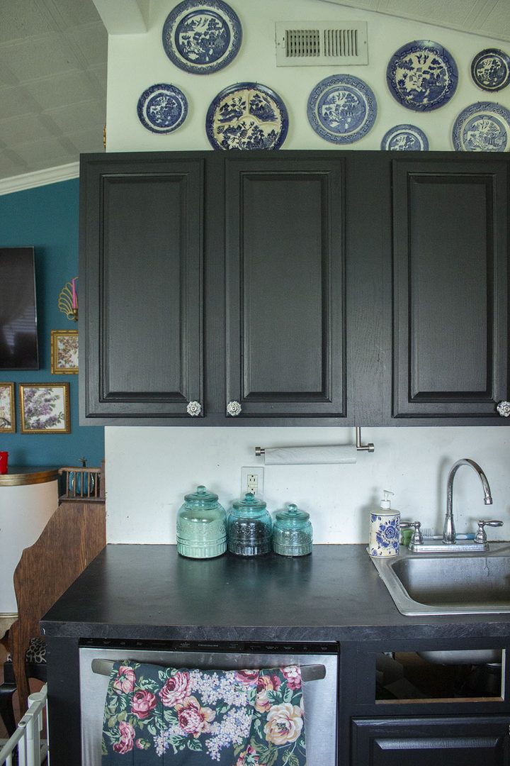 How to Pick a paint color: black kitchen cabinets